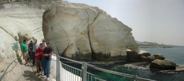 peter b on cliffs pano